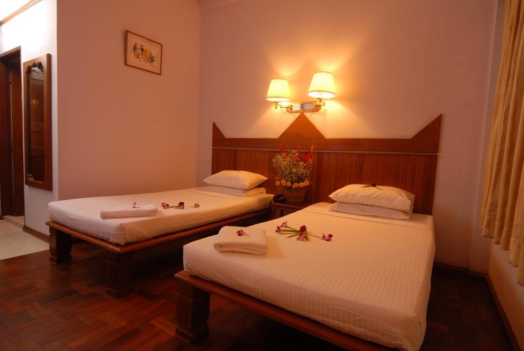 Amazing Kaytu Hotel Taungoo Екстериор снимка