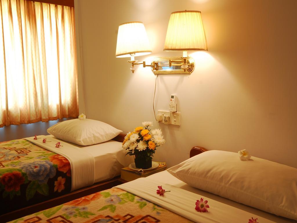 Amazing Kaytu Hotel Taungoo Екстериор снимка